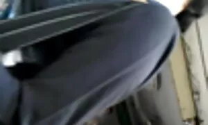 Cum wɔ tuntum srade  ...